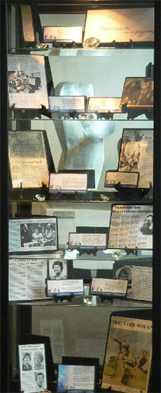 chimes29_75th_1970_display_230p_21sharp.jpg