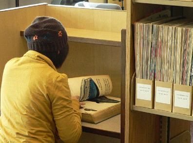 chimes29_periodicals_girl_crop_400p_48sharp_short.jpg